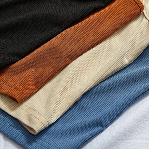 Crop Basic Rib-knit Sports Tank Top *NEW* - Picture 4 of 4